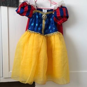 Snow White costume from Disney Store